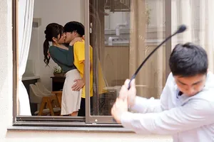 Chồng cô gọi, chết tiệt! Một cô gái trẻ rất nổi tiếng với khuôn mặt đẹp như nữ thần!