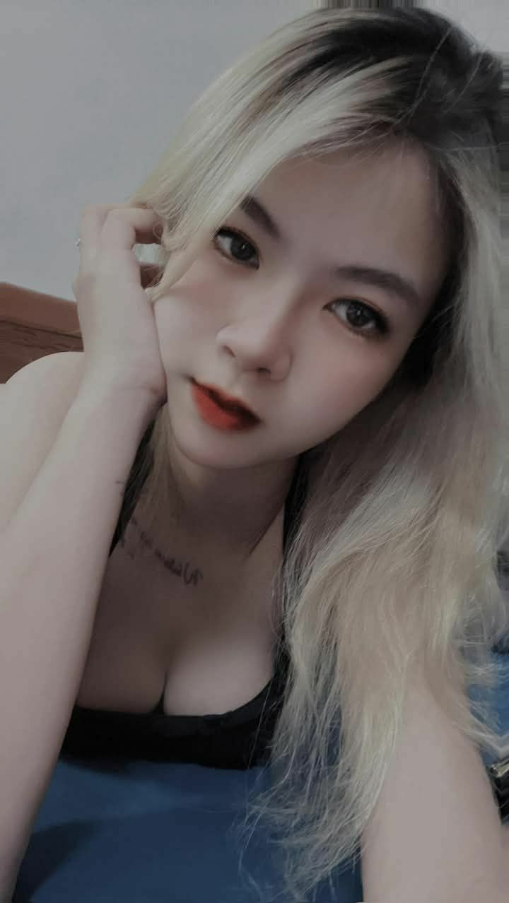 Bà xã ngon thế này mà để đi vụng trộm thì hơi phí